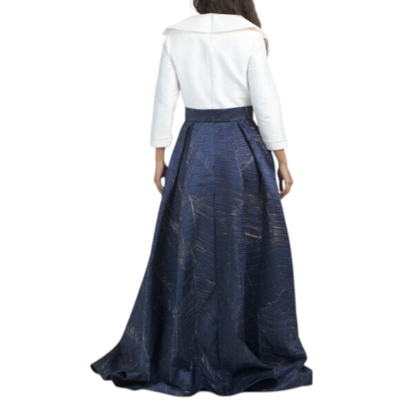 TERANI Long Sleeve Shirt Gown With Jacquard Skirt - Picture 2 of 3